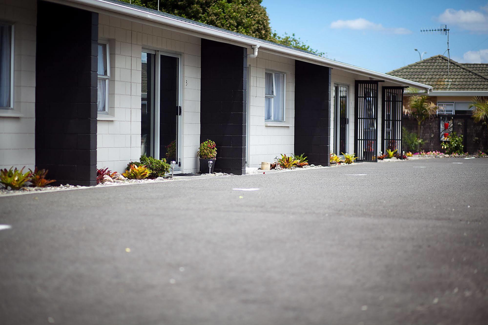 Blue Haven Motel マウント・マウンガヌイ エクステリア 写真